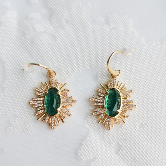 Kendra Scott Jewelry - Kendra Scott Grayson Sunburst Gold Earrings Green Glass